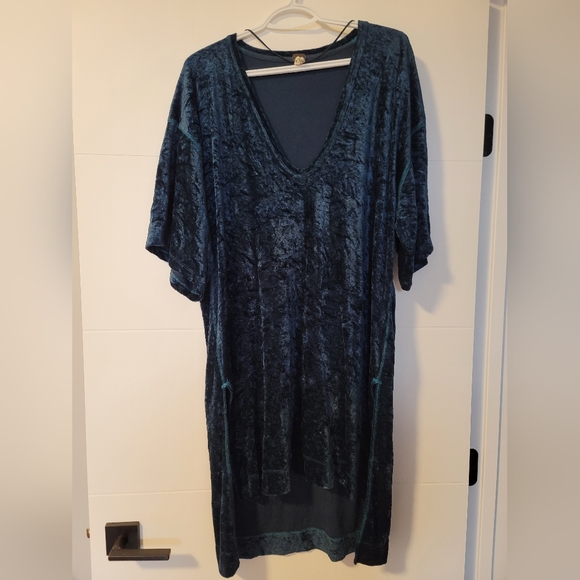 Free People Blue Crushed Velvet Tunic - Picture 2 of 5